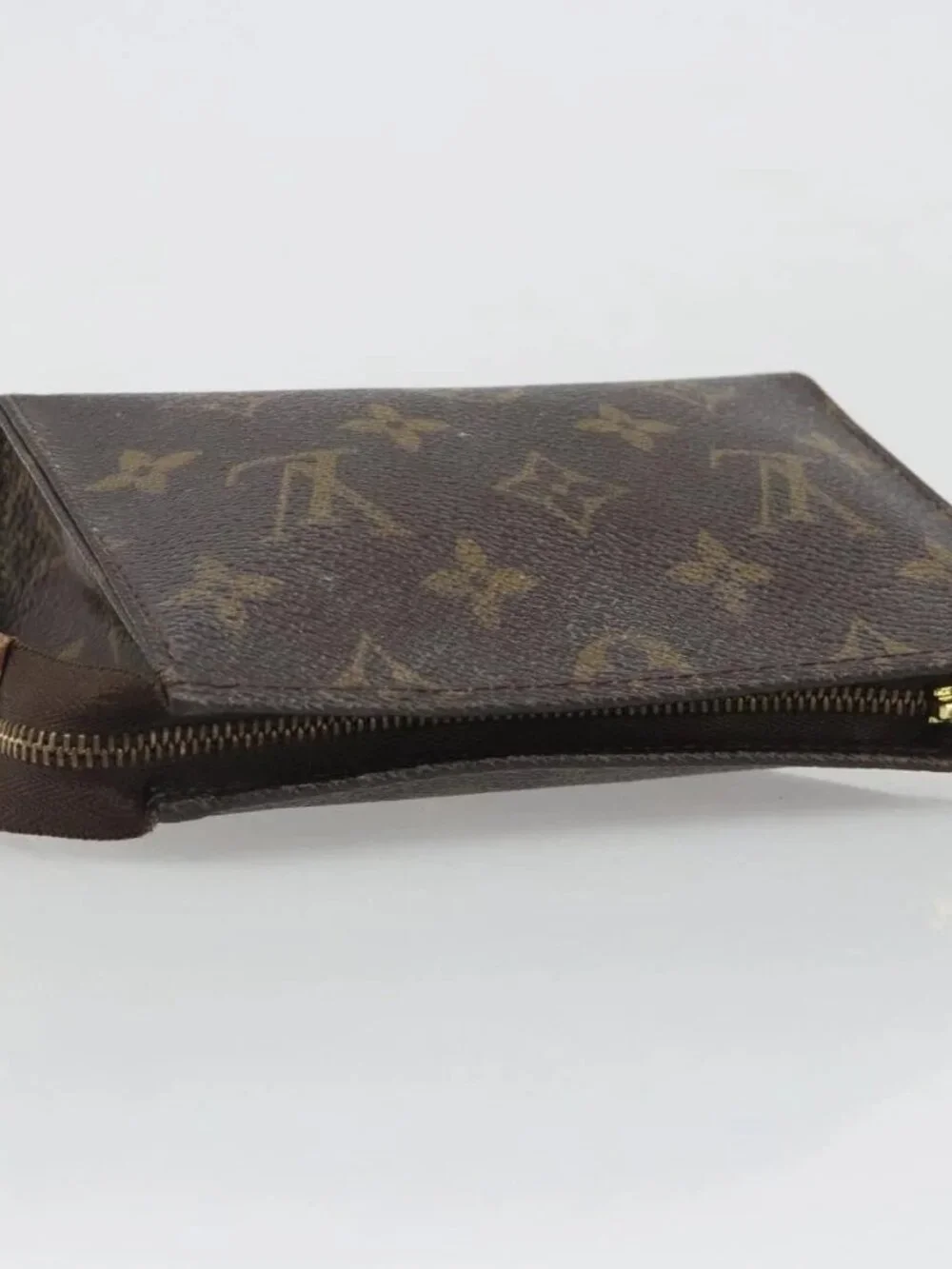 LOUIS VUITTON Monogram Poche Toilette 15 Pouch M47546 LV Auth mr2625